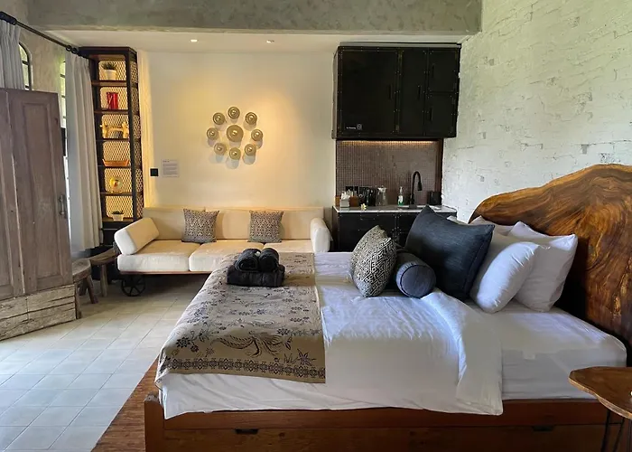 Balitri - Hidden Gem 9br Service Hall Pool Sauna *