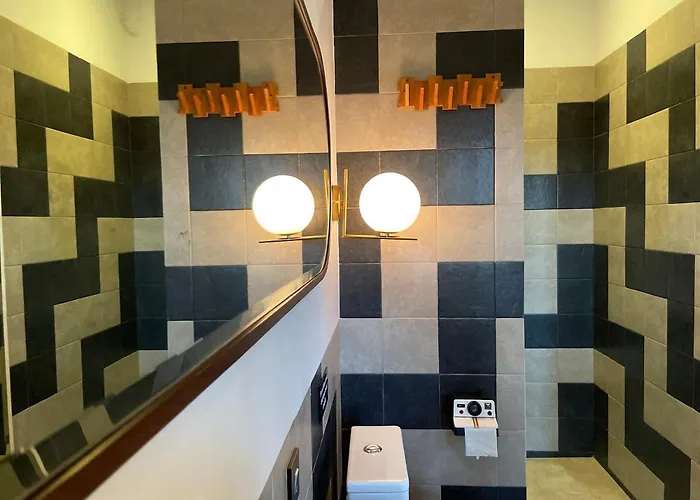 Villa Balitri - Hidden Gem 9br Service Hall Pool Sauna