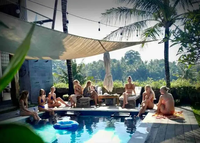 Balitri - Hidden Gem 9br Service Hall Pool Sauna *